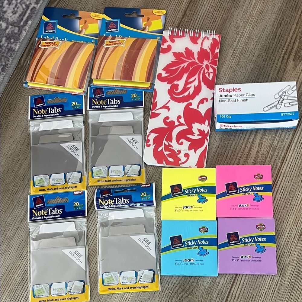 Avery Multicolor Sticky Notes & Note Tabs Pack with Floral Notepad